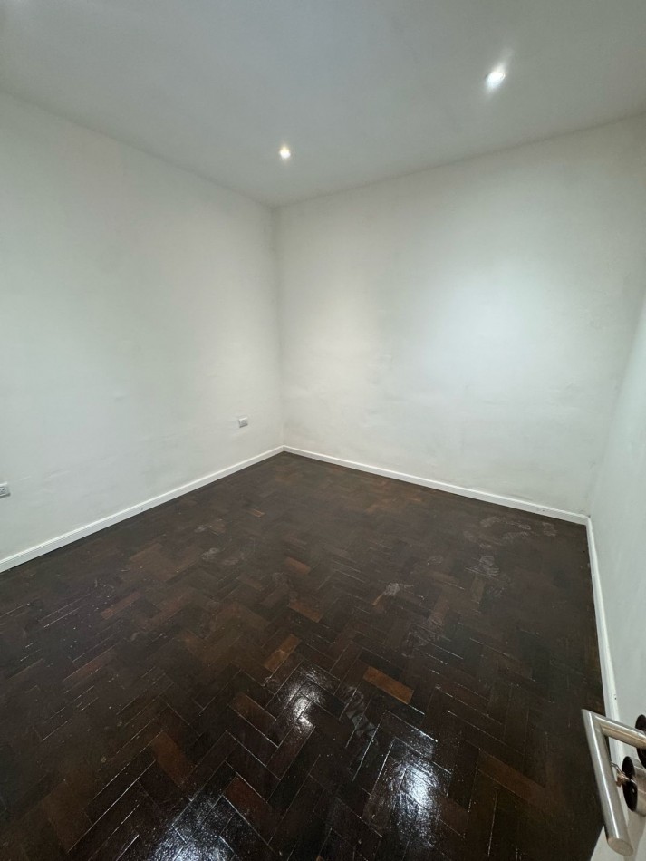 VENTA PH 3AMB PLANTA BAJA AL FRENTE SIN EXPENSAS