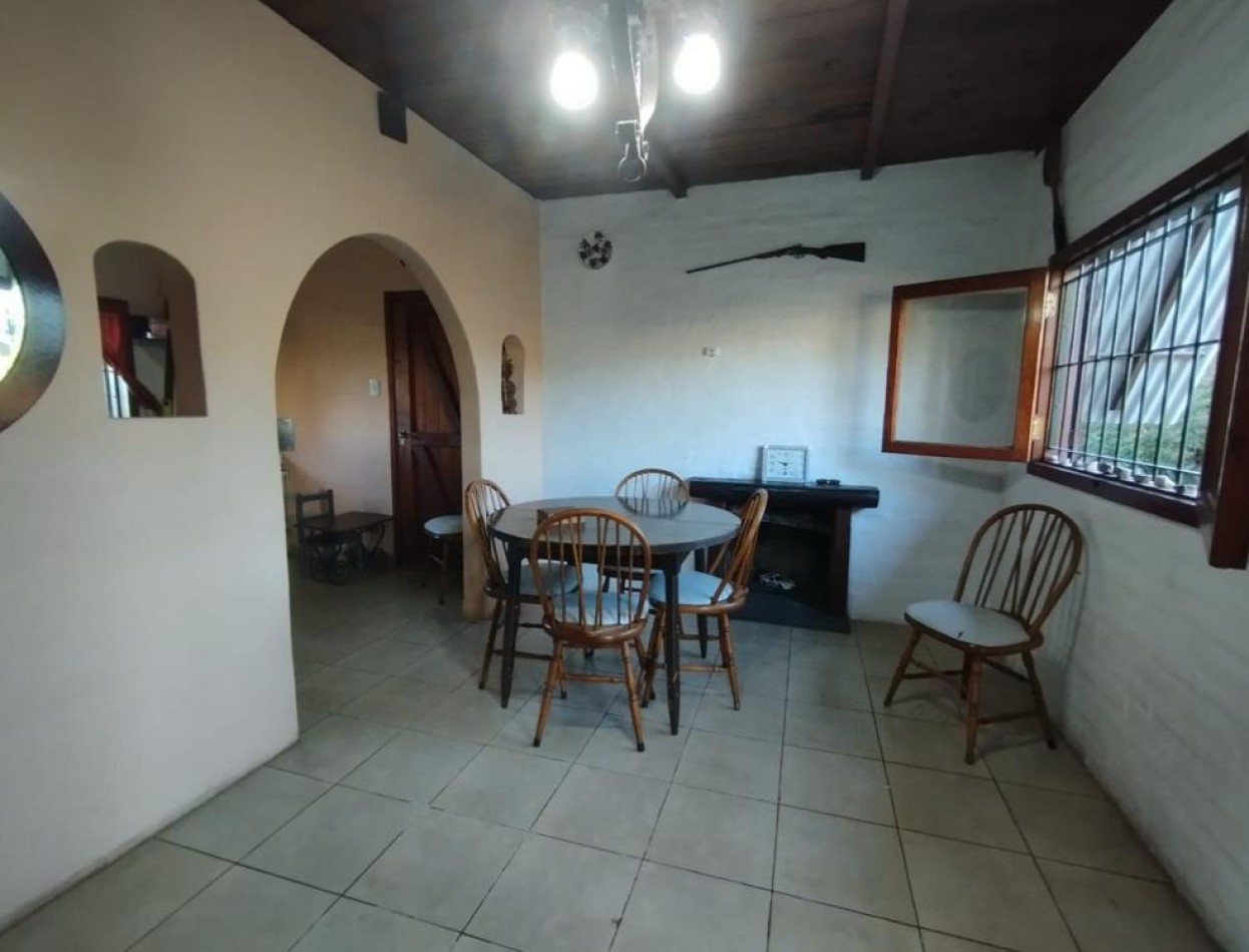 VENTA CASA ALPINO AMPLIO LOTE ESTACION CAMET NORTE