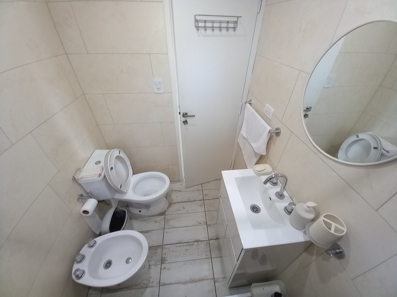 ALQUILER de JULIO a NOVIEMBRE INCLUSIVE 3AMB RECICLADO en 3 PISO por ESCALERA TEJEDOR y ESTRADA