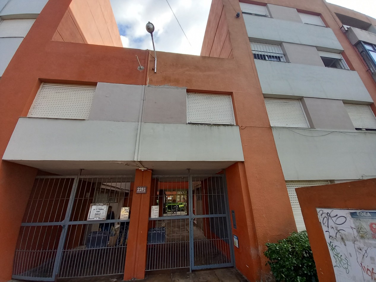 ALQUILER de JULIO a NOVIEMBRE INCLUSIVE 3AMB RECICLADO en 3 PISO por ESCALERA TEJEDOR y ESTRADA