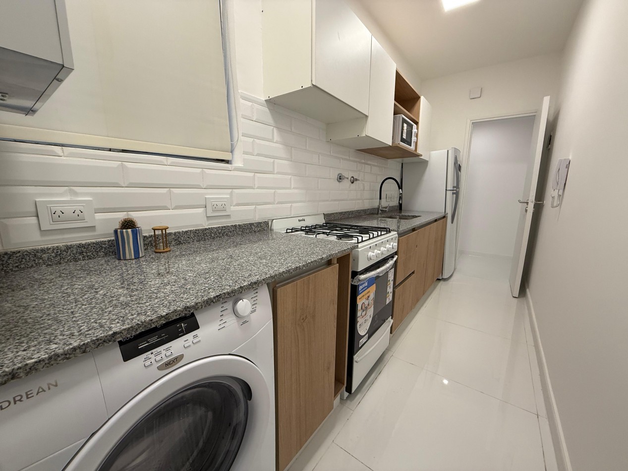 VENTA 2AMB RECICLADO con DEPENDENCIA 2 BAÑOS CENTRO