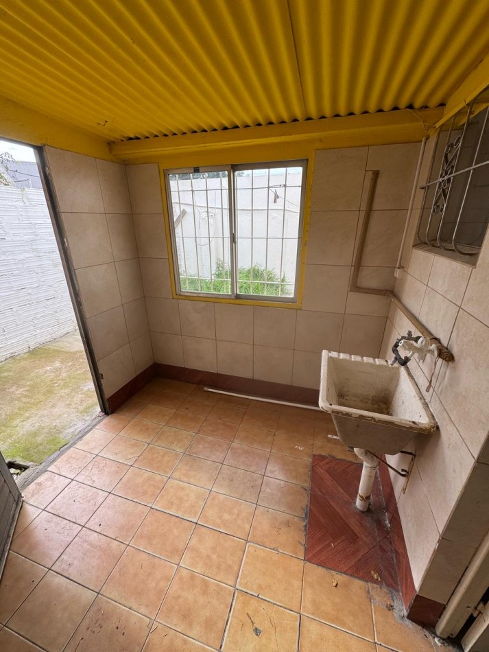 VENTA CASA en PH 3AMB PATIO ESPACIO COCHERA 
