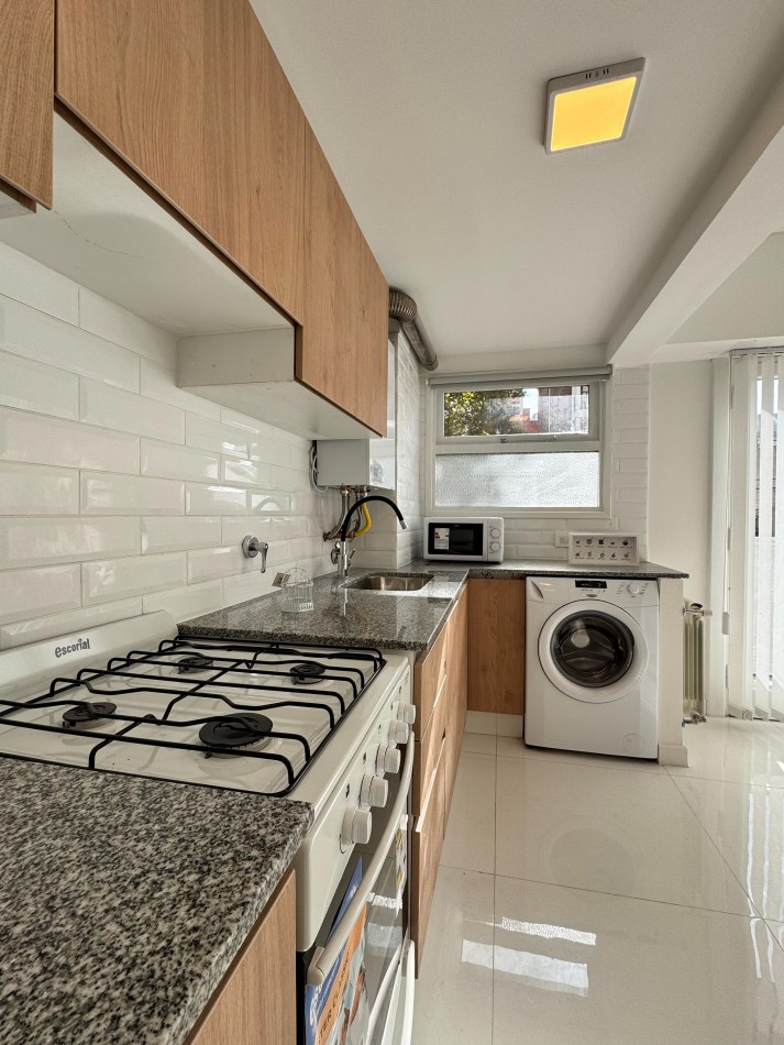 Venta 2AMB RECICLADO BALCON SALIENTE CENTRO