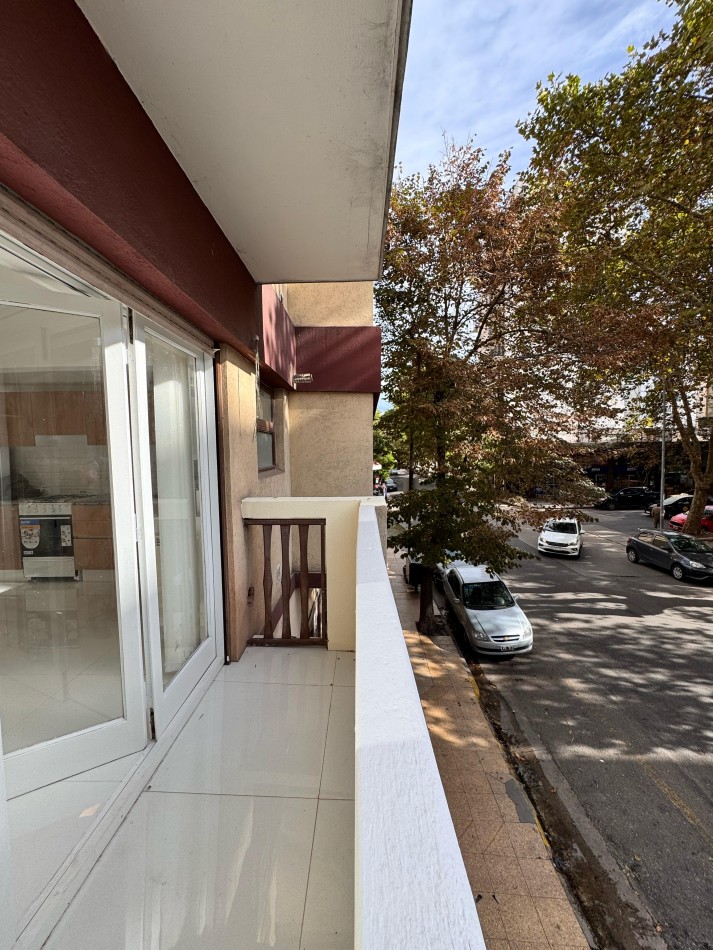 Venta 2AMB RECICLADO BALCON SALIENTE CENTRO