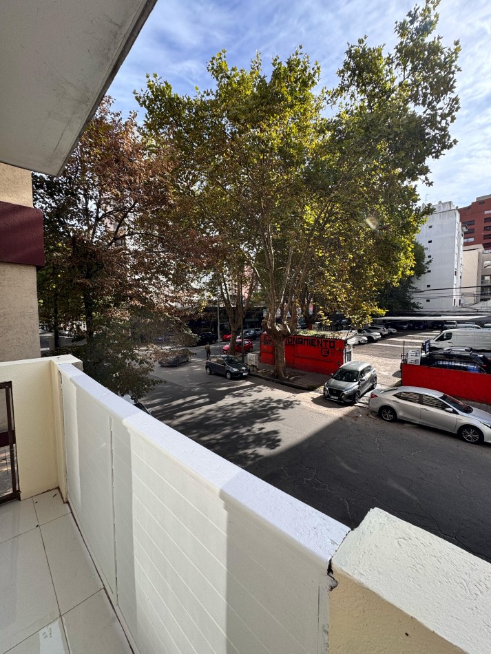 Venta 2AMB RECICLADO BALCON SALIENTE CENTRO