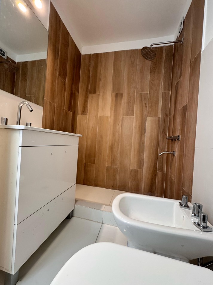 Venta 2AMB RECICLADO BALCON SALIENTE CENTRO
