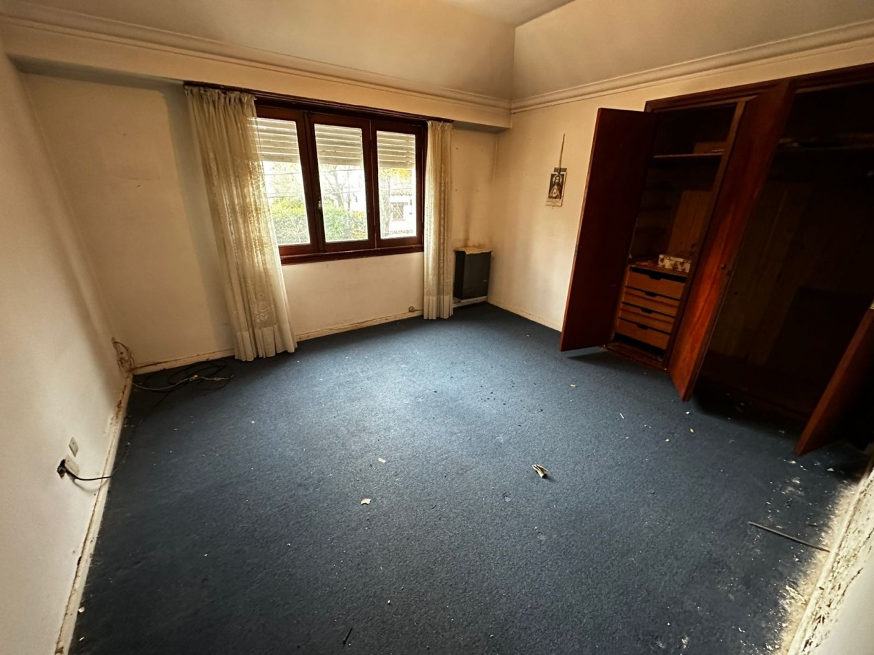 VENTA CHALET de ESTILO ZONA GUEMES