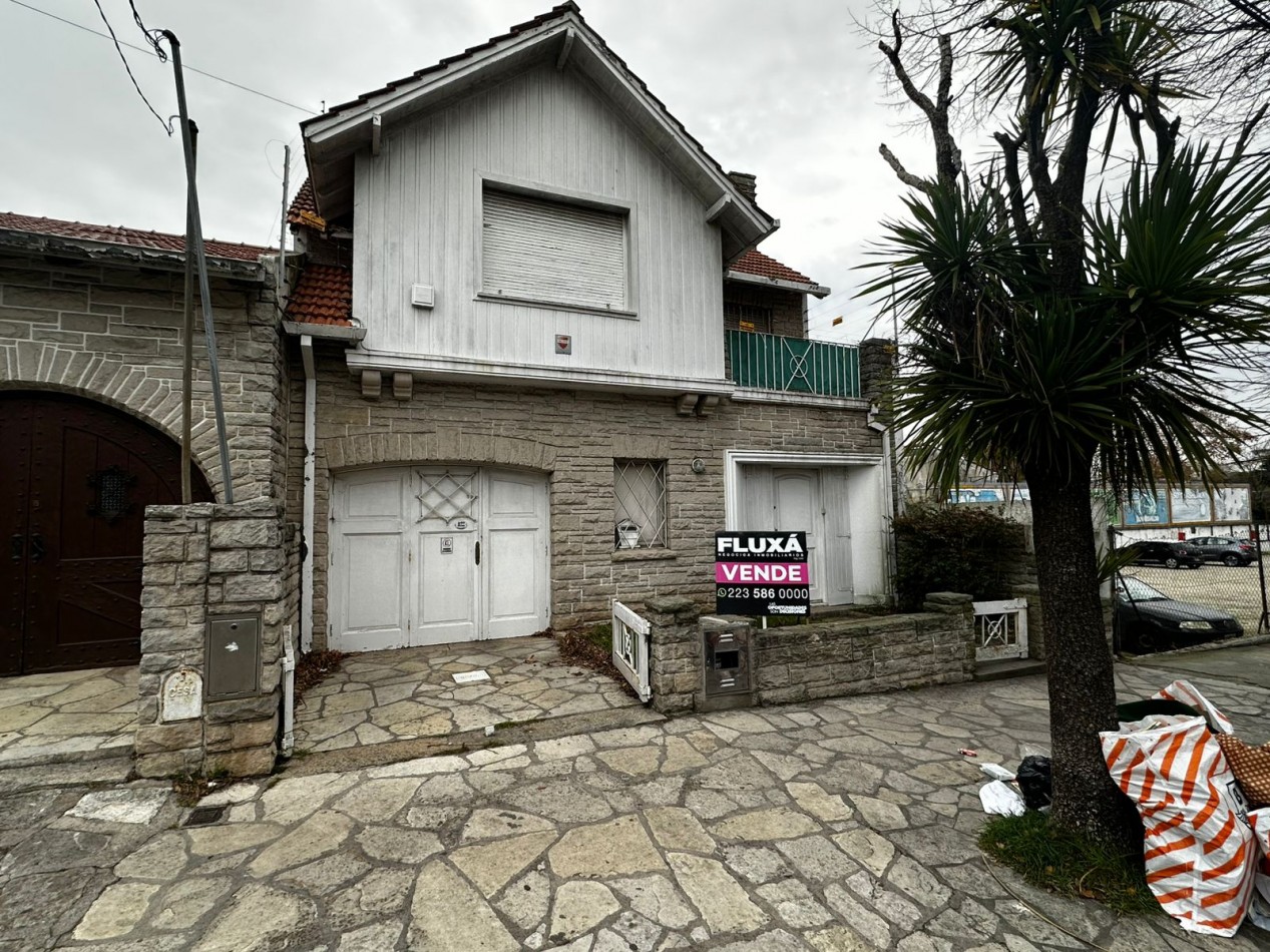 VENTA CHALET de ESTILO ZONA GUEMES