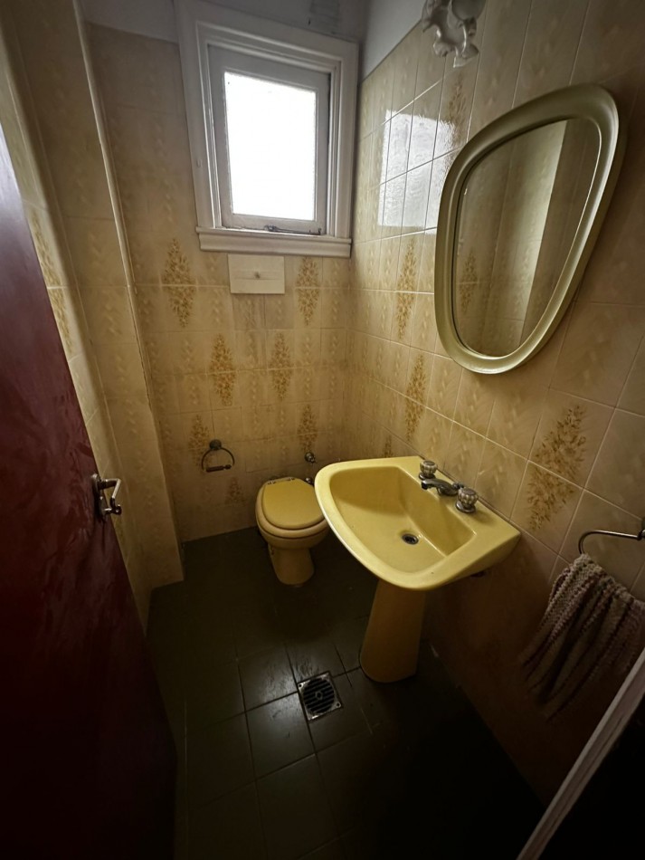 VENTA CHALET de ESTILO ZONA GUEMES