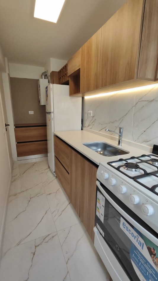 VENTA 3AMB RECICLADO COCHERA Y BAULERA CENTRO 