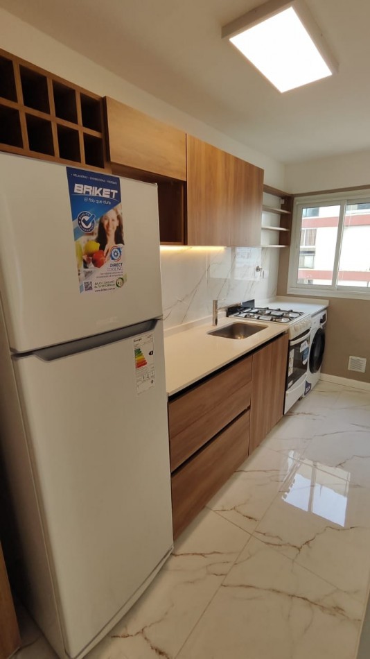 VENTA 3AMB RECICLADO COCHERA Y BAULERA CENTRO 