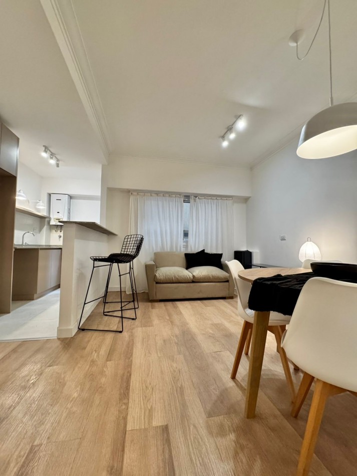 VENTA 2AMB RECICLADO FRENTE CENTRO BALCON