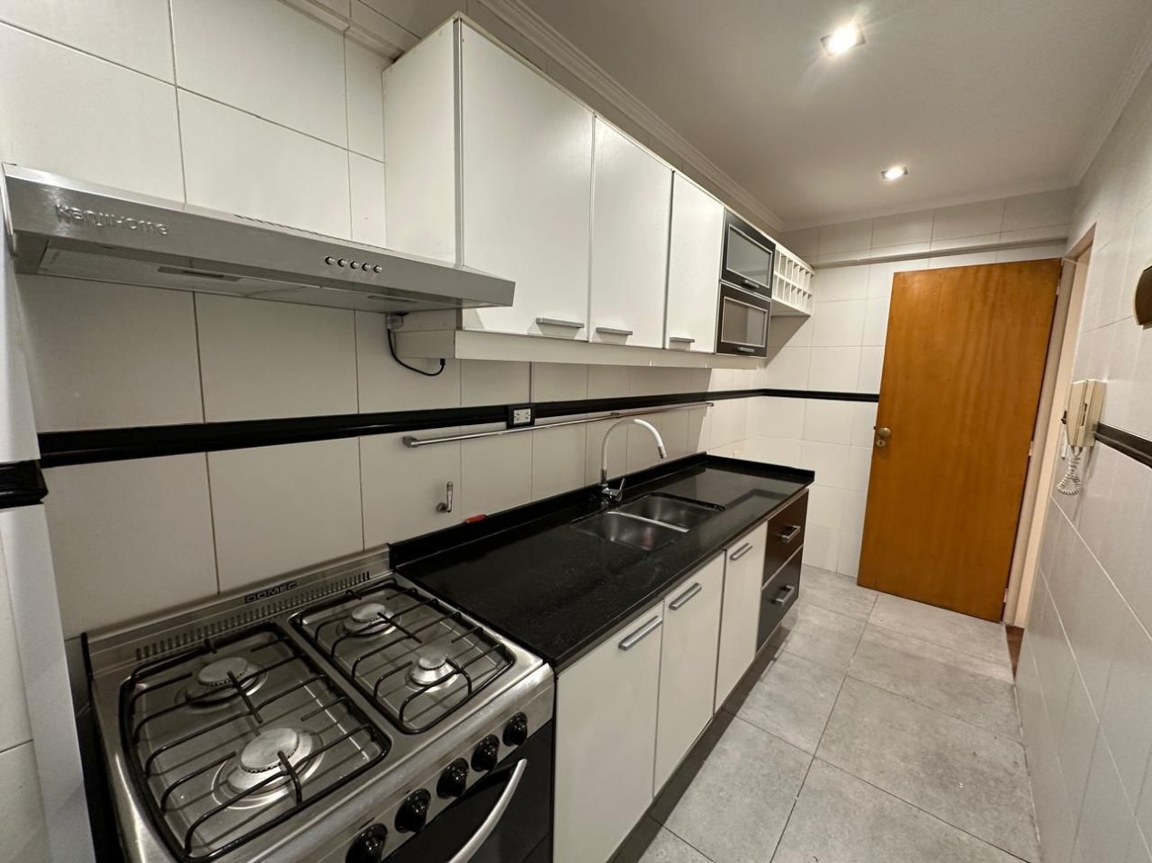 VENTA 3AMB RECICLADO FRENTE CENTRO BALCON COCHERA
