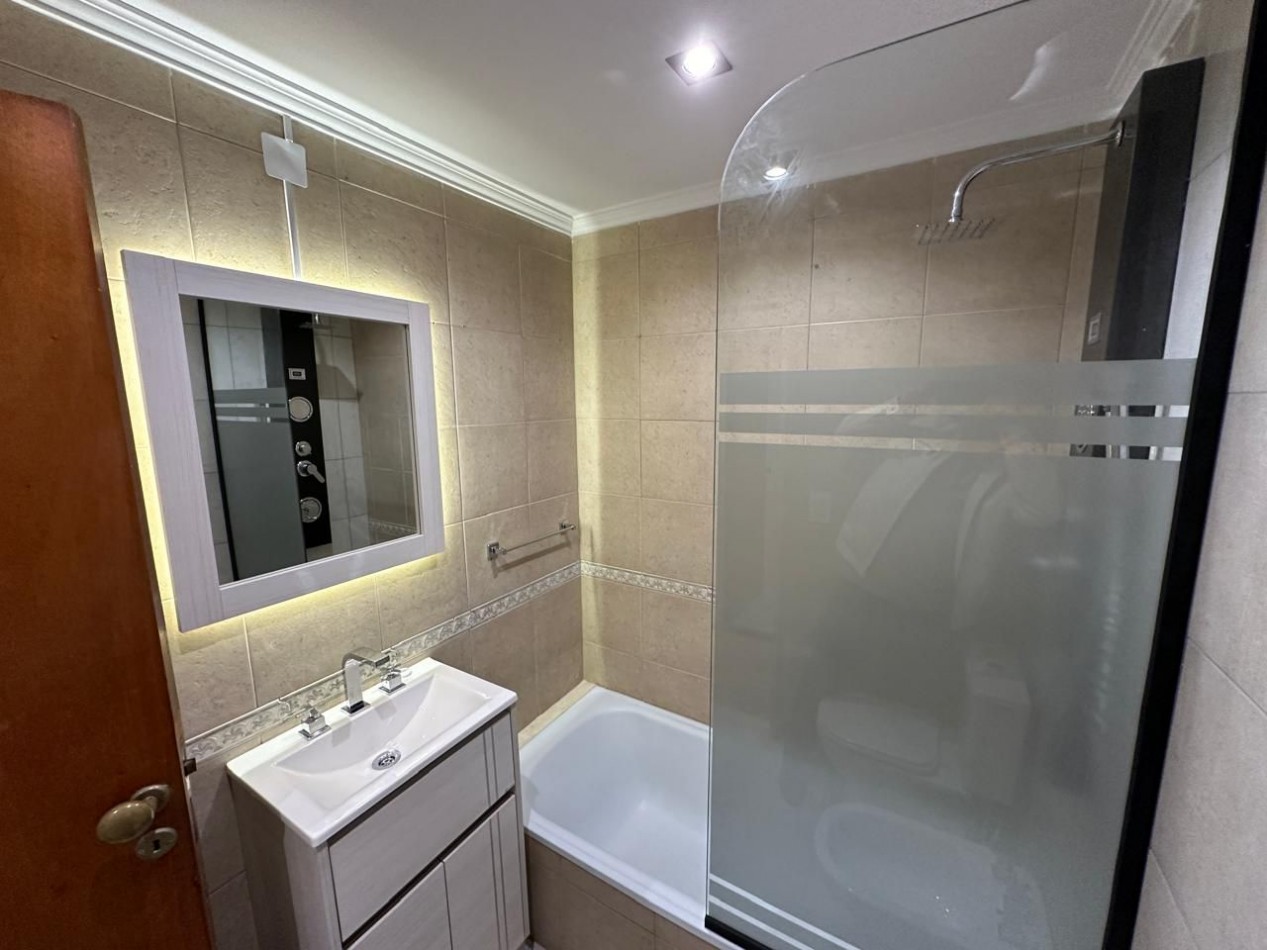 VENTA 3AMB RECICLADO FRENTE CENTRO BALCON COCHERA