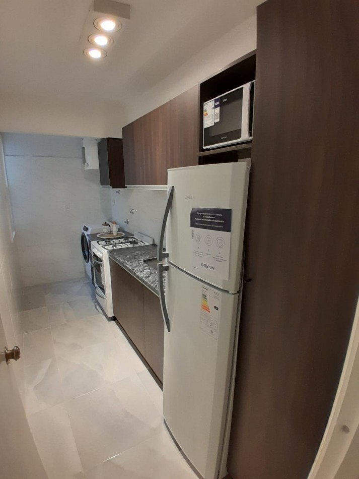 VENTA 2AMB RECICLADO FRENTE CENTRO BALCON
