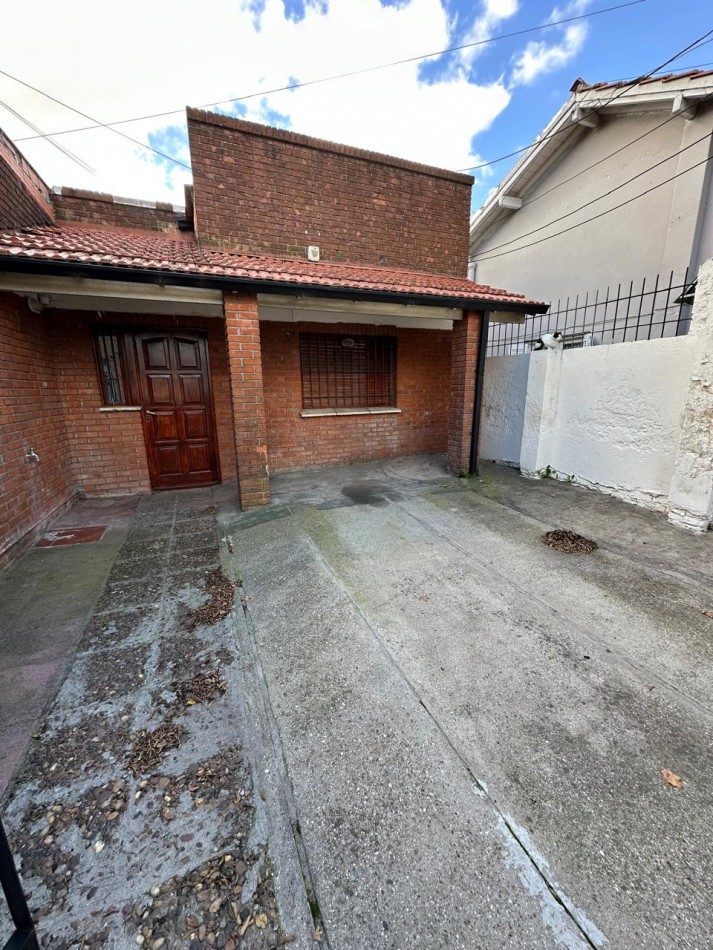 VENTA CASA en PH 3AMB PATIO ESPACIO COCHERA