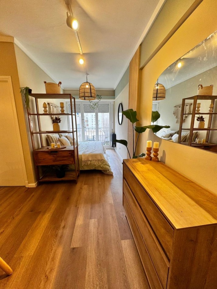 VENTA 1AMB RECICLADO CENTRO BALCON SALIENTE ARTEFACTO Y MUEBLES A ESTRENAR 