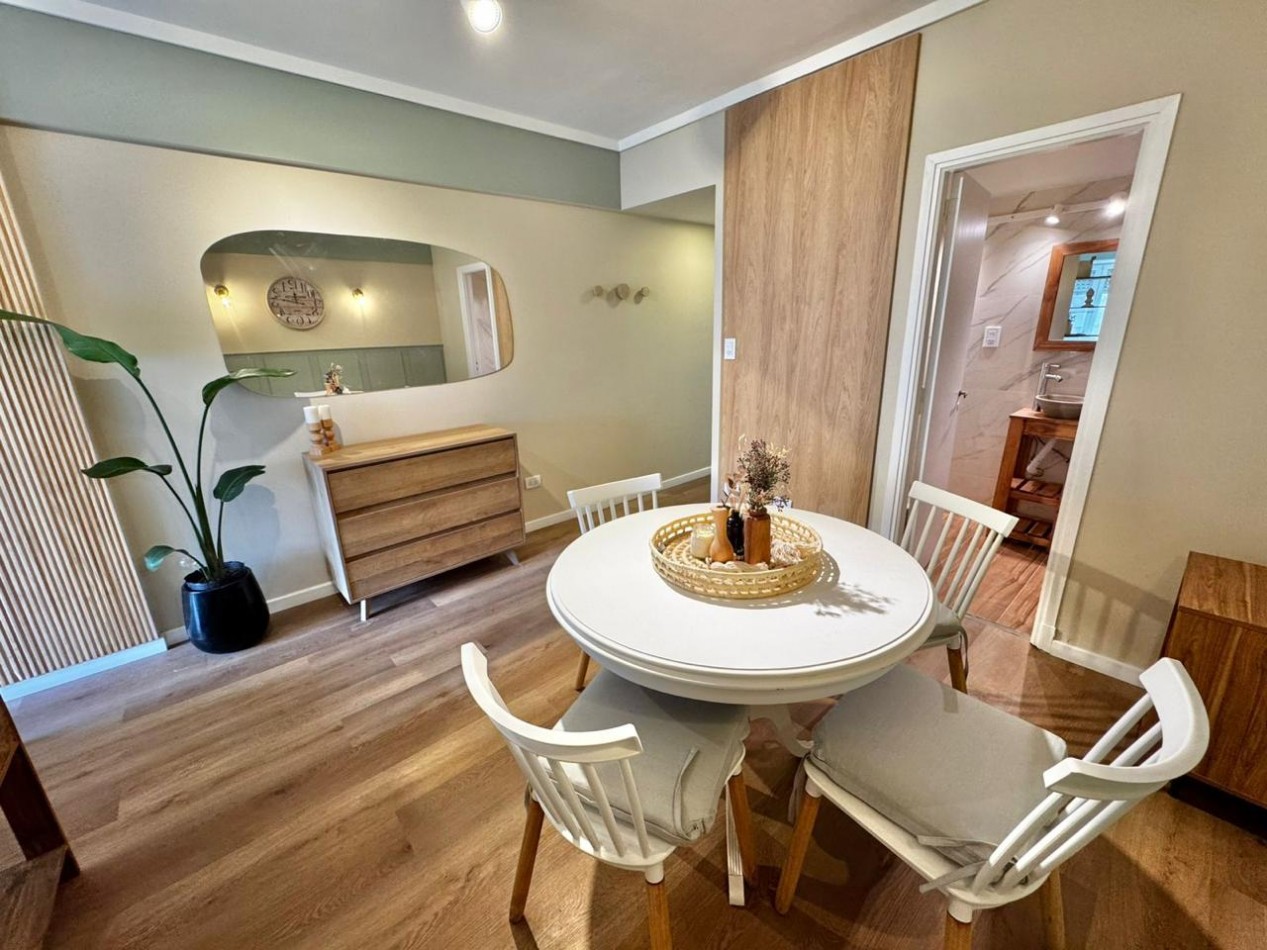 VENTA 1AMB RECICLADO CENTRO BALCON SALIENTE ARTEFACTO Y MUEBLES A ESTRENAR 