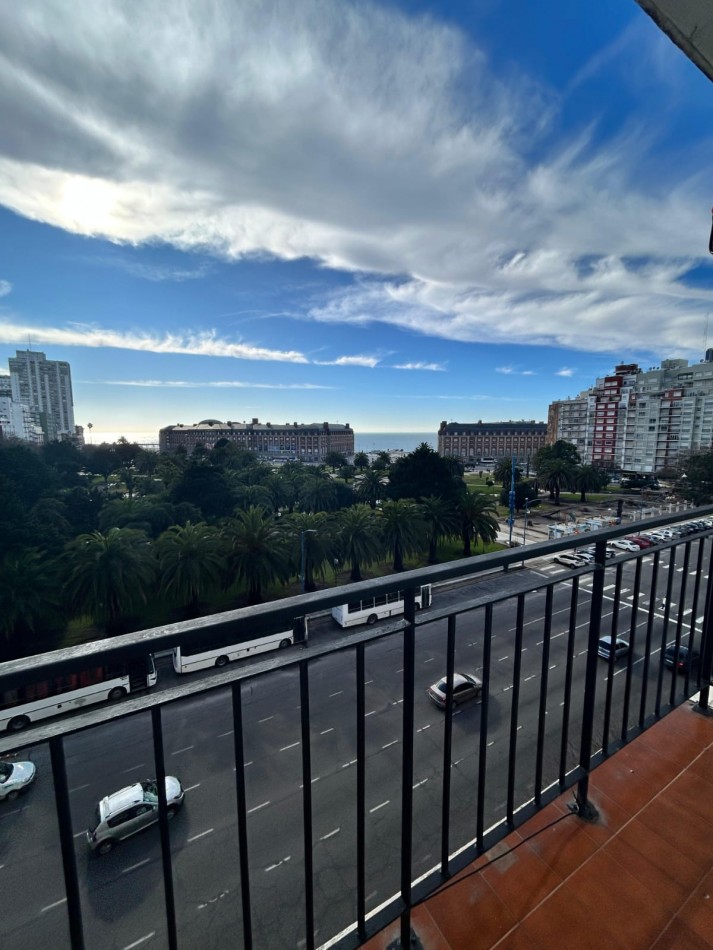 VENTA 3AMB con DEPENDENCIA VISTA AL MAR 2 BALCONES