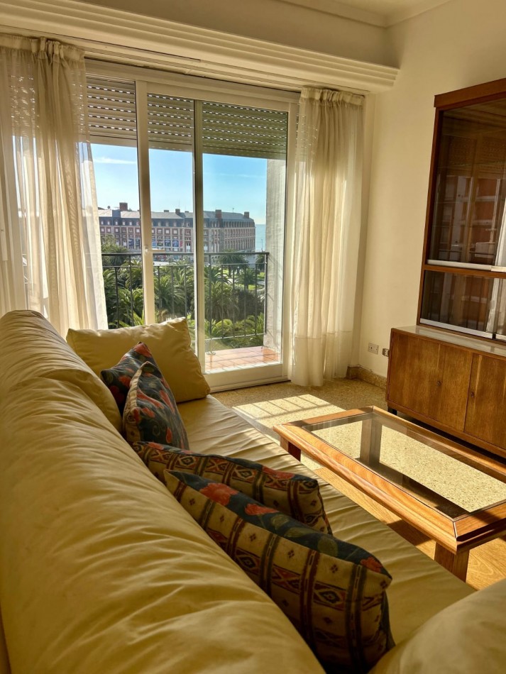 VENTA 3AMB con DEPENDENCIA VISTA AL MAR 2 BALCONES