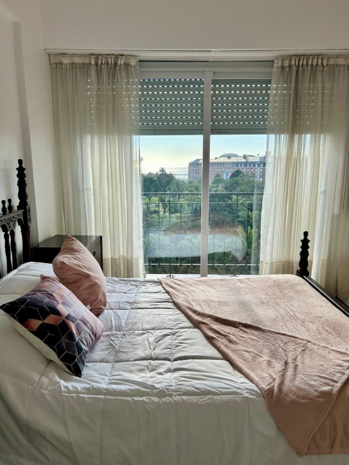 VENTA 3AMB con DEPENDENCIA VISTA AL MAR 2 BALCONES