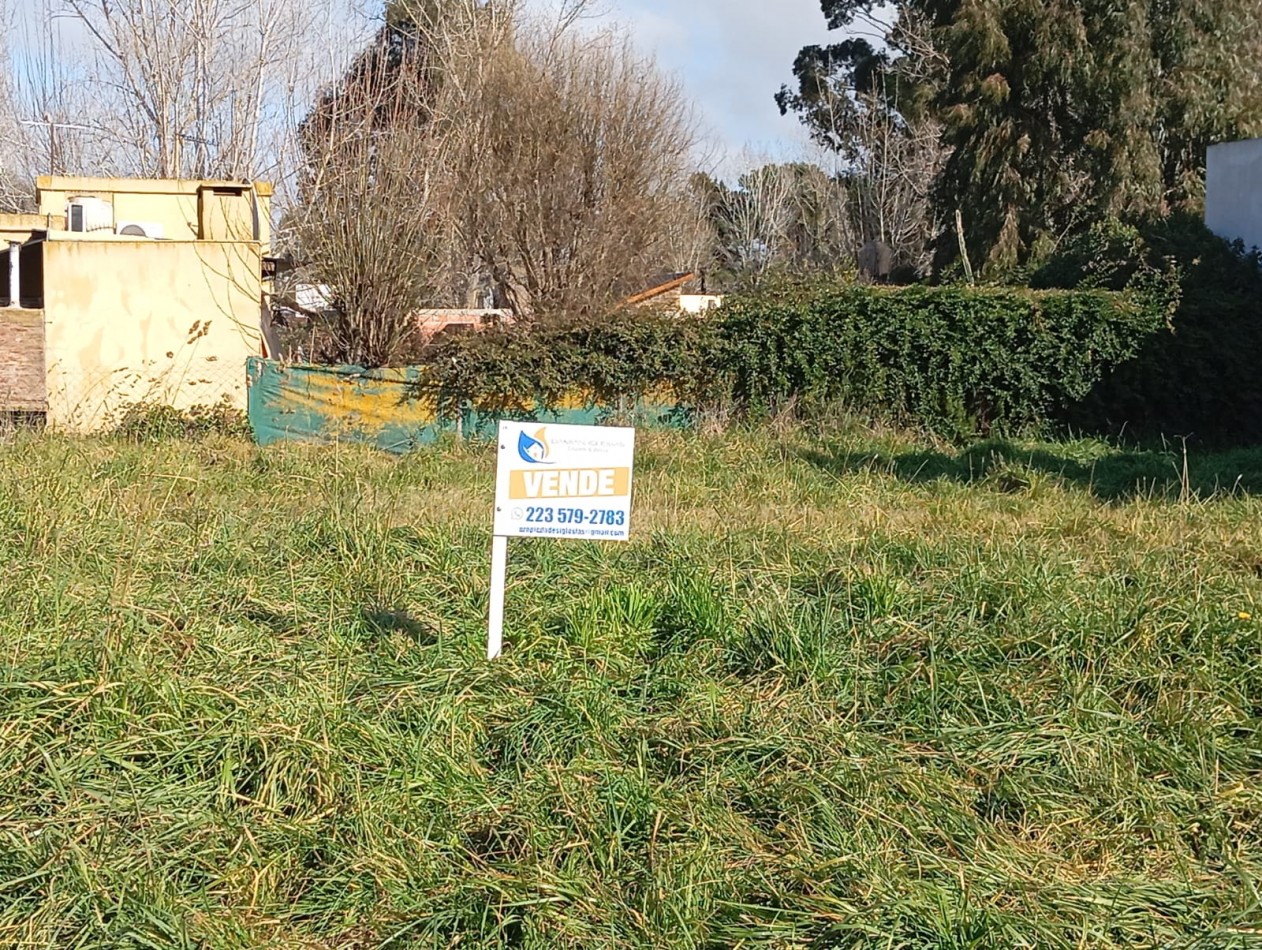 VENTA LOTE en Esquina en LA CALETA