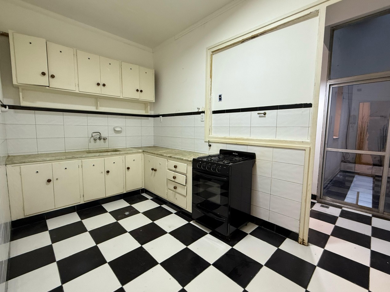 VENTA 3AMB DEPENDENCIA 2 BAÑOS PATIO