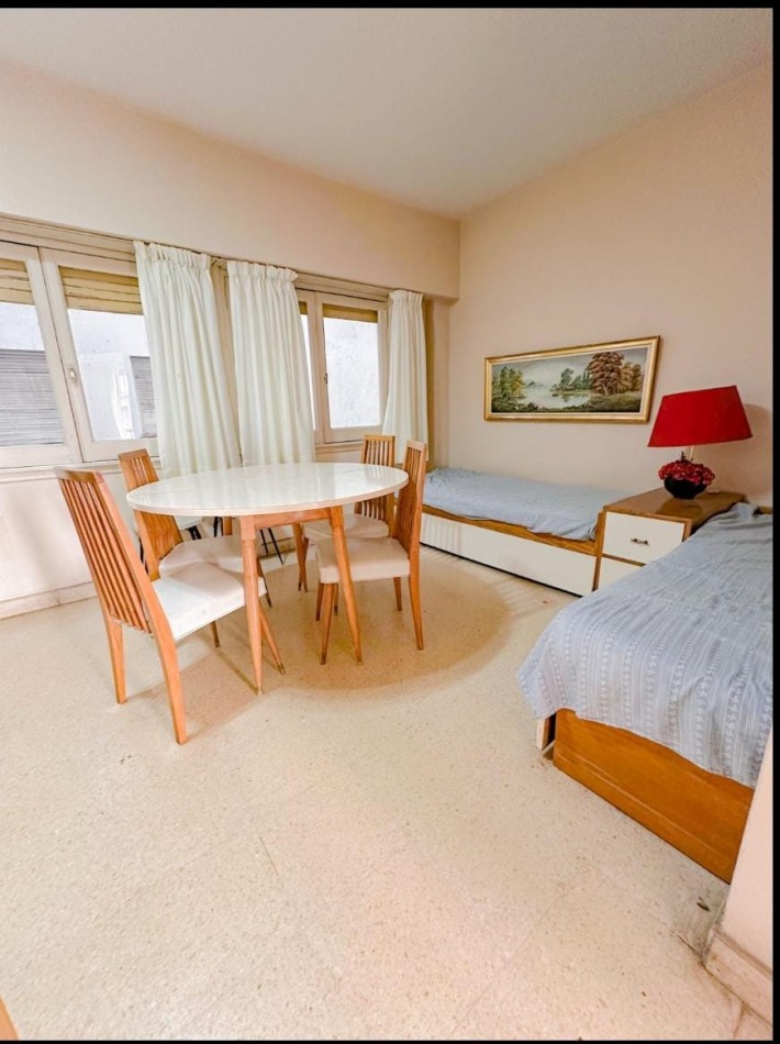 VENTA 2AMB BALCON CENTRO 