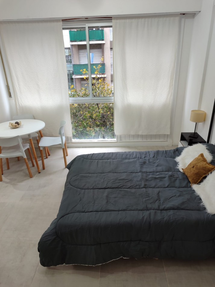 VENTA 1AMB EXCELENTE ESTADO FRENTE CENTRO AMOBLADO 