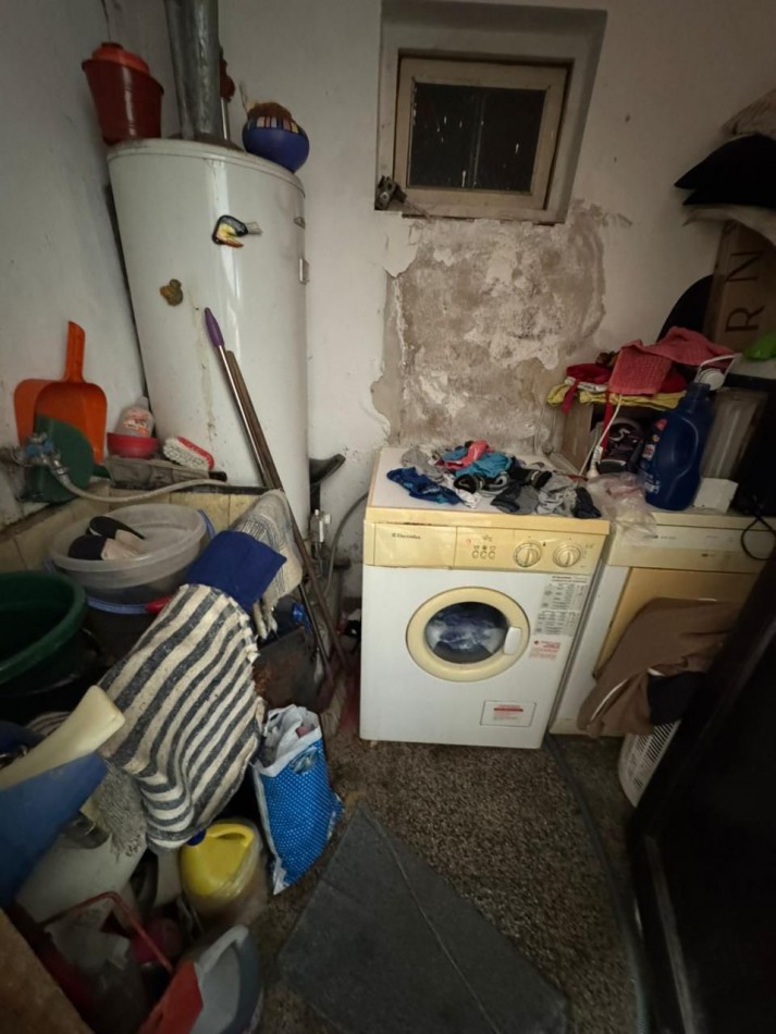 VENTA CASA 4AMB COCHERA Y PATIO AYOLAS  4500