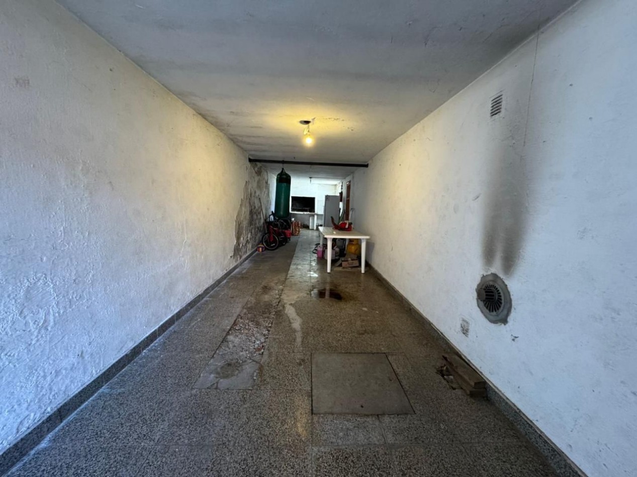 VENTA CASA 4AMB COCHERA Y PATIO AYOLAS  4500