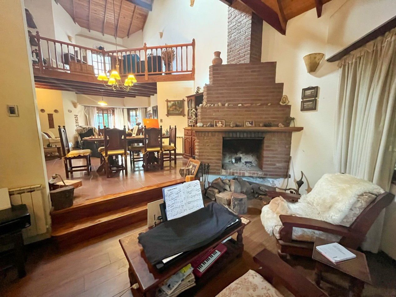 CHALET 6 AMB SOBRE DOS LOTES PISCINA APTO CREDITO EL GROSELLAR