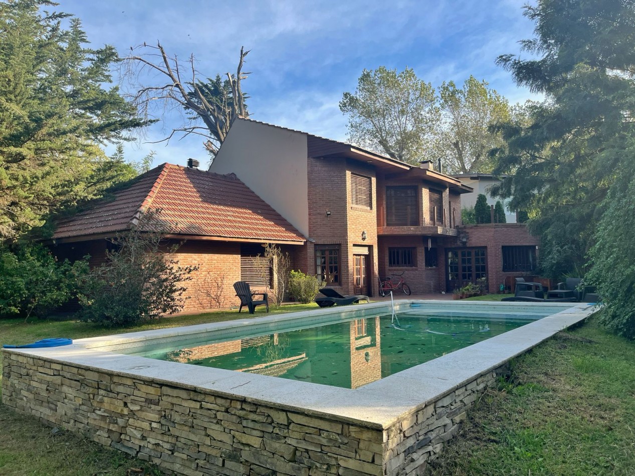 CHALET 6 AMB SOBRE DOS LOTES PISCINA APTO CREDITO EL GROSELLAR