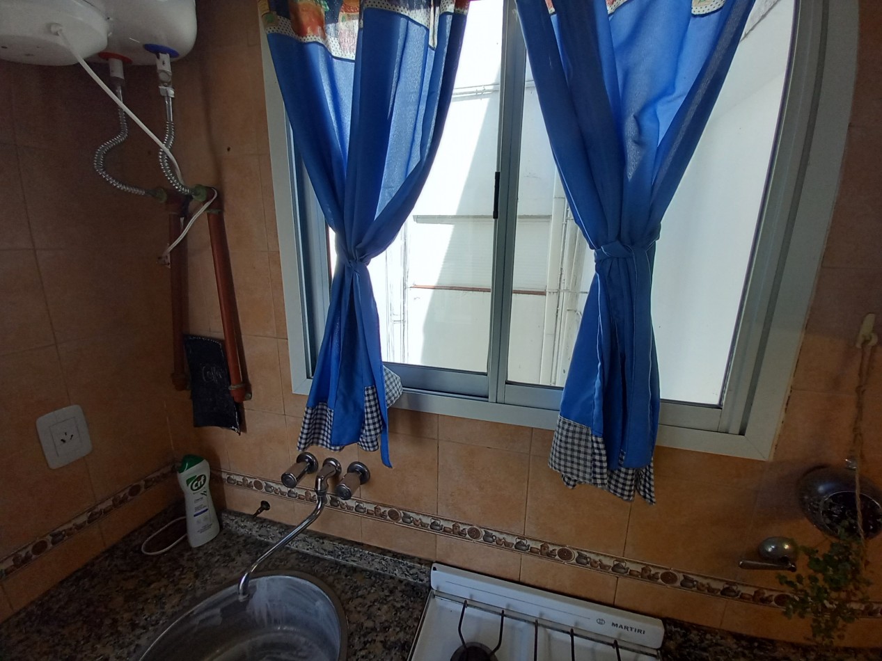 ALQUILER 1AMB FRENTE con BALCON SALIENTE CERRADO CENTRO 