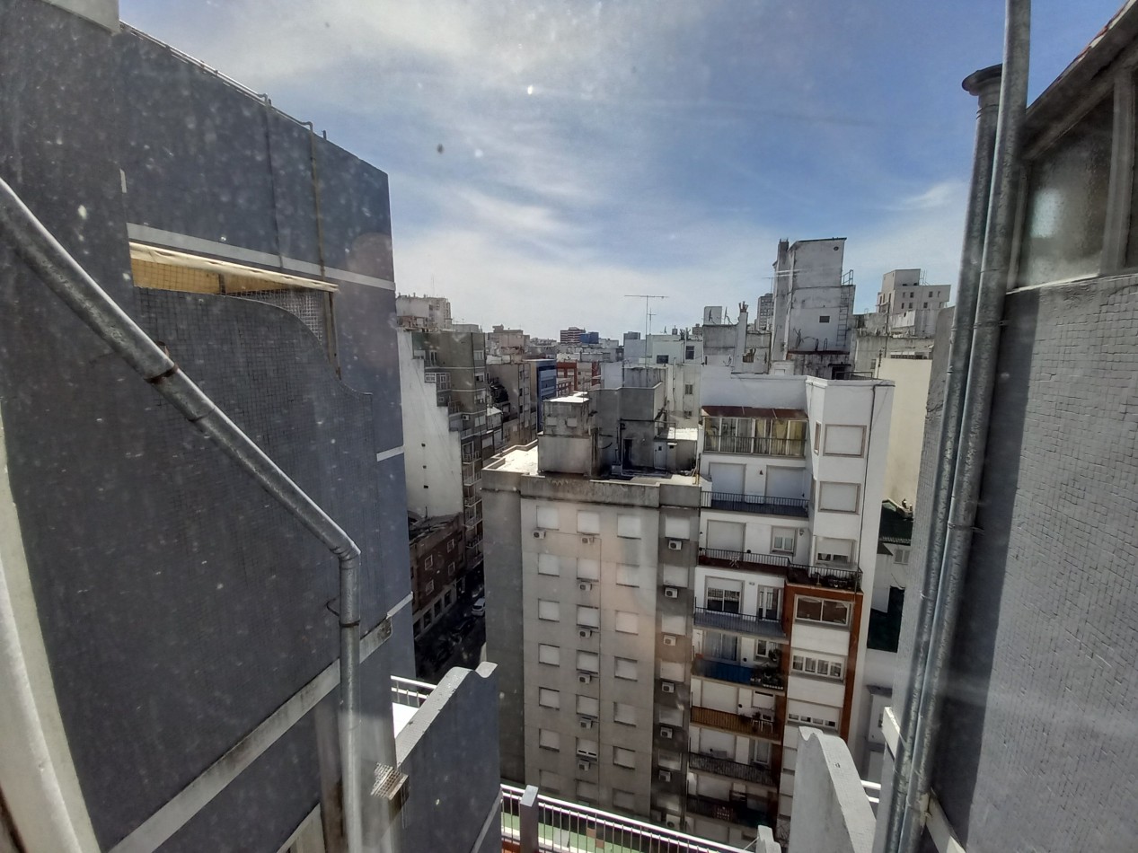 ALQUILER 1AMB FRENTE con BALCON SALIENTE CERRADO CENTRO 