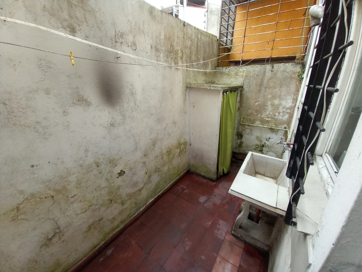 VENTA 2AMB PH PLANTA BAJA al FRENTE PATIO-La Pampa y Belgrano