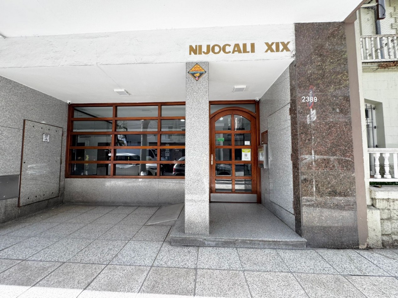 VENTA 1AMB RECICLADO CENTRO BALCON FRENTE 