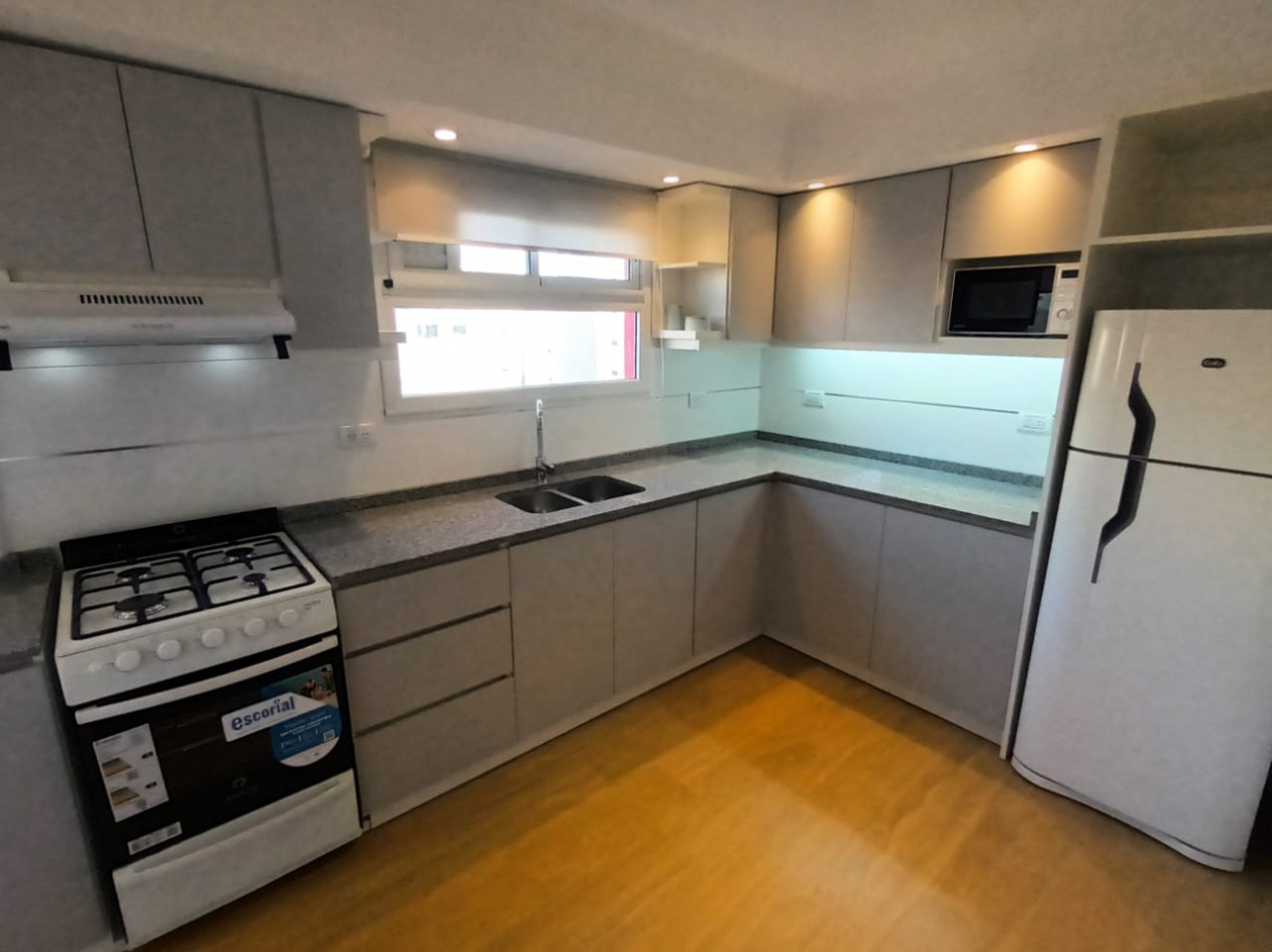 VENTA 3AMB RECICLADO CENTRO con COCHERA 