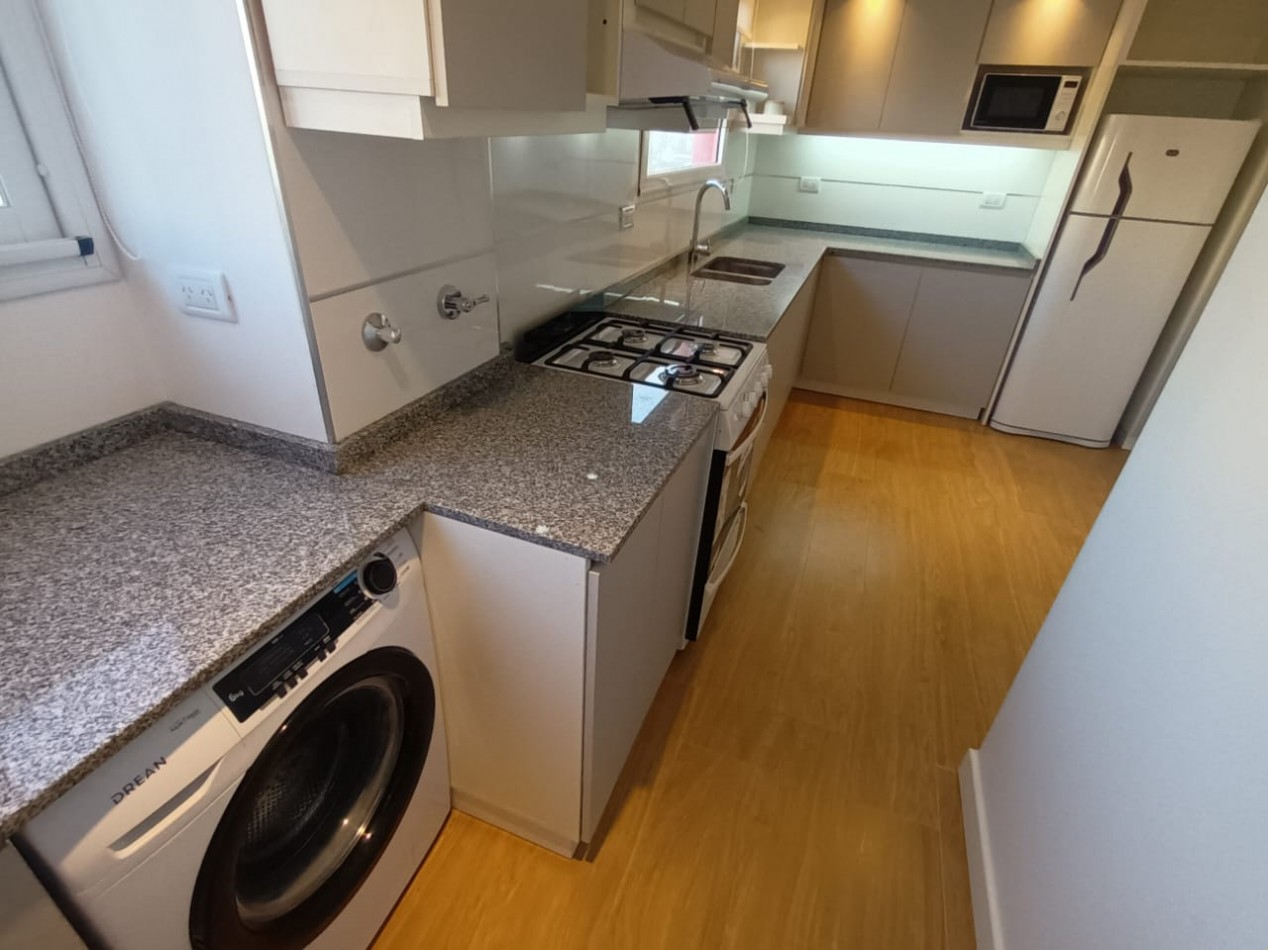 VENTA 3AMB RECICLADO CENTRO con COCHERA 