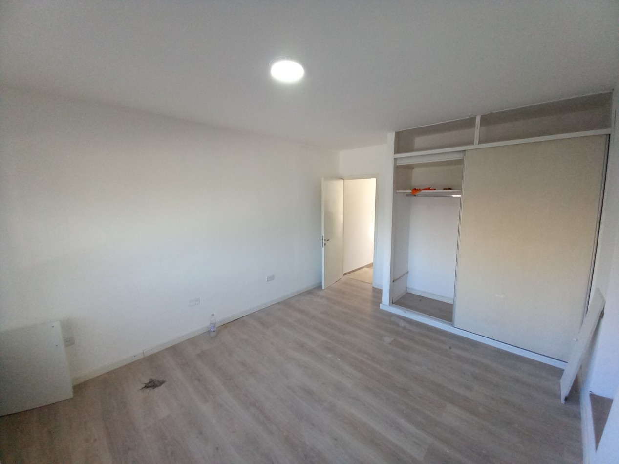 ALQUILER CASA EXCELENTE ESTADO 4AMB 2 BAÑOS COCHERA-LAVADERO PATIO 