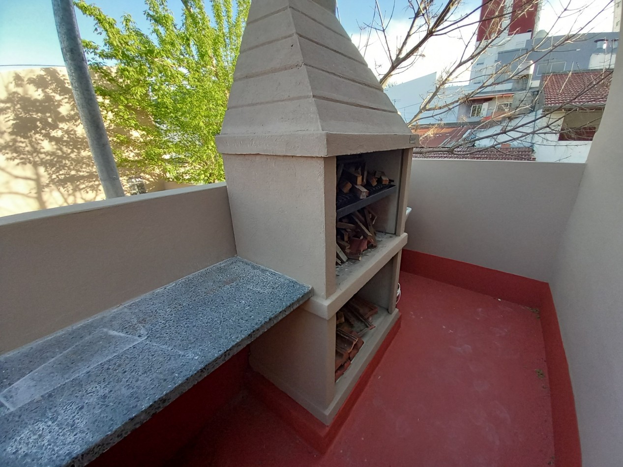 ALQUILER CASA EXCELENTE ESTADO 4AMB 2 BAÑOS COCHERA-LAVADERO PATIO 