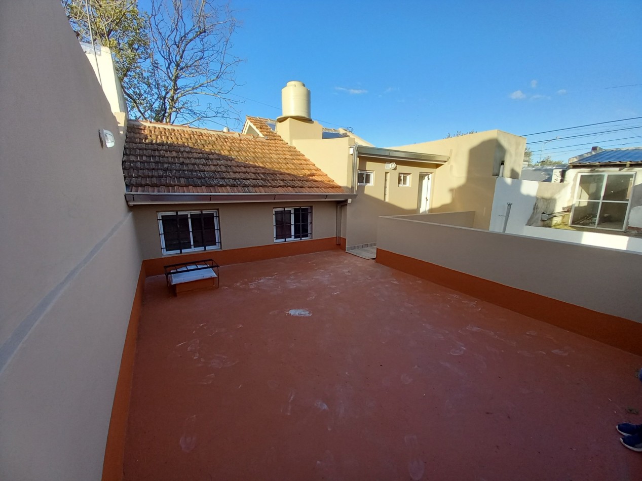 ALQUILER CASA EXCELENTE ESTADO 4AMB 2 BAÑOS COCHERA-LAVADERO PATIO 