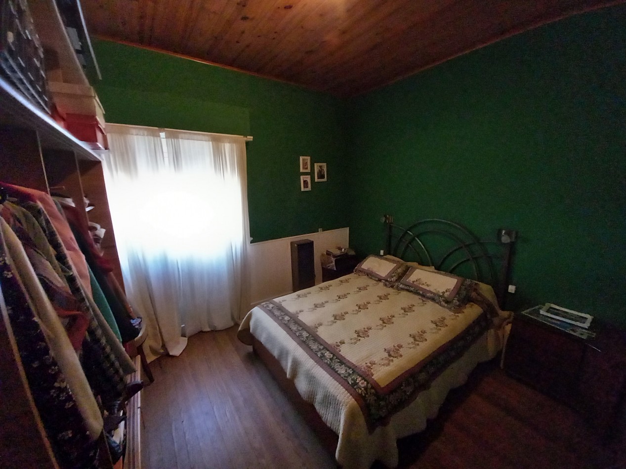 VENTA 2 CASAS en BLOCK-IDEAL para RELIZAR EDIFICIO-INVERSION-ESPAÑA y BOLIVAR