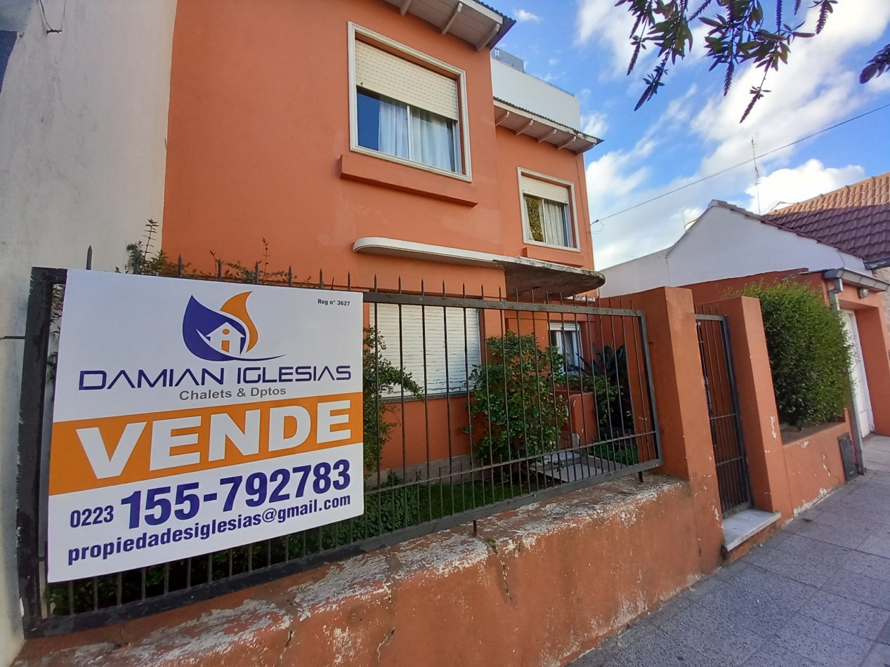 VENTA 2 CASAS en BLOCK-IDEAL para RELIZAR EDIFICIO-INVERSION-ESPAÑA y BOLIVAR