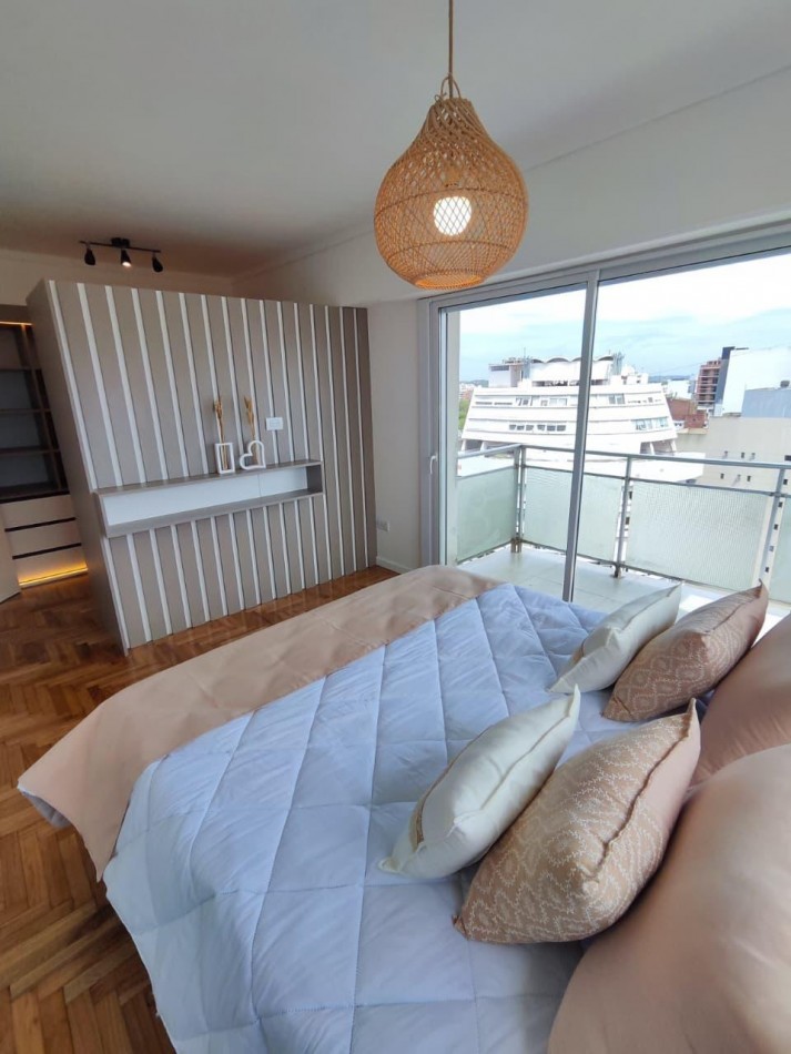 VENTA 3AMB RECICLADO 3 BAÑOS BALCON SALIENTE CENTRO 