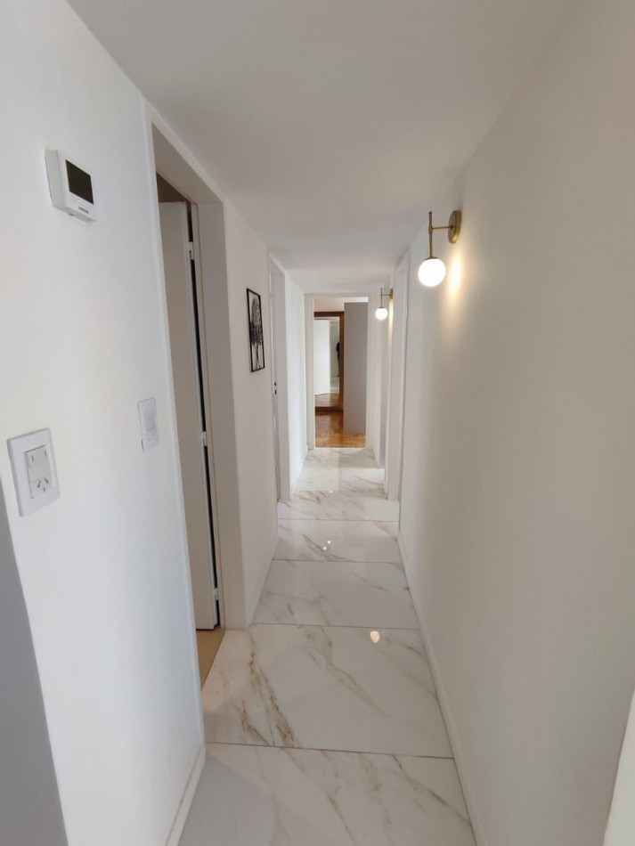 VENTA 3AMB RECICLADO 3 BAÑOS BALCON SALIENTE CENTRO 