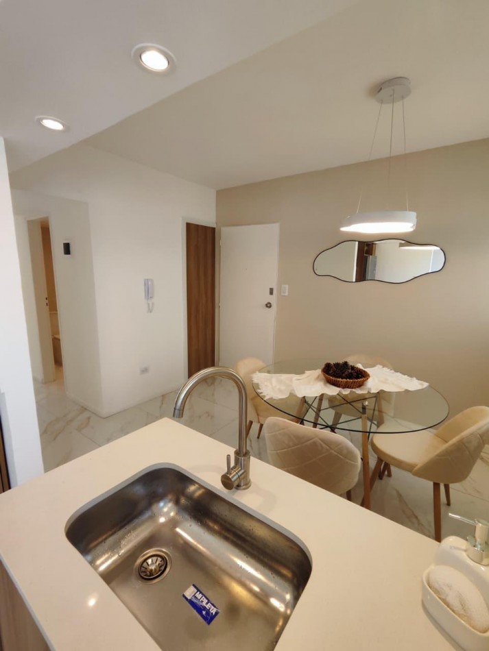 VENTA 3AMB RECICLADO 3 BAÑOS BALCON SALIENTE CENTRO 