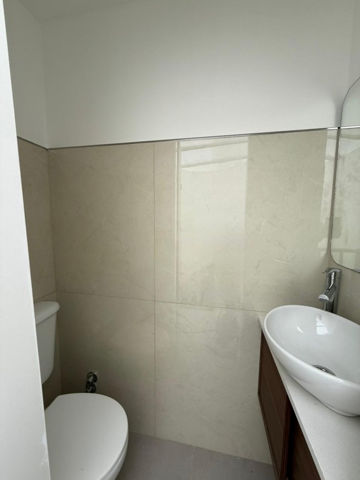 VENTA 4AMB RECICLADO COCHERA Y TERRAZA CENTRO 