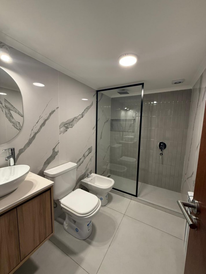 VENTA 4AMB RECICLADO COCHERA Y TERRAZA CENTRO 