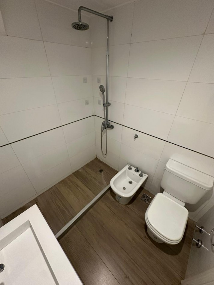 VENTA 4AMB RECICLADO COCHERA Y TERRAZA CENTRO 